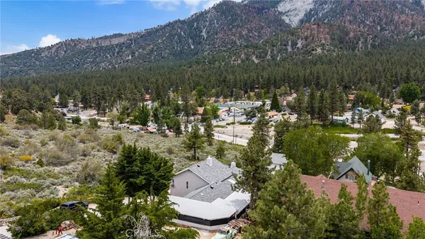$550,000 | 1116 Highway 2, Wrightwood, CA 92397