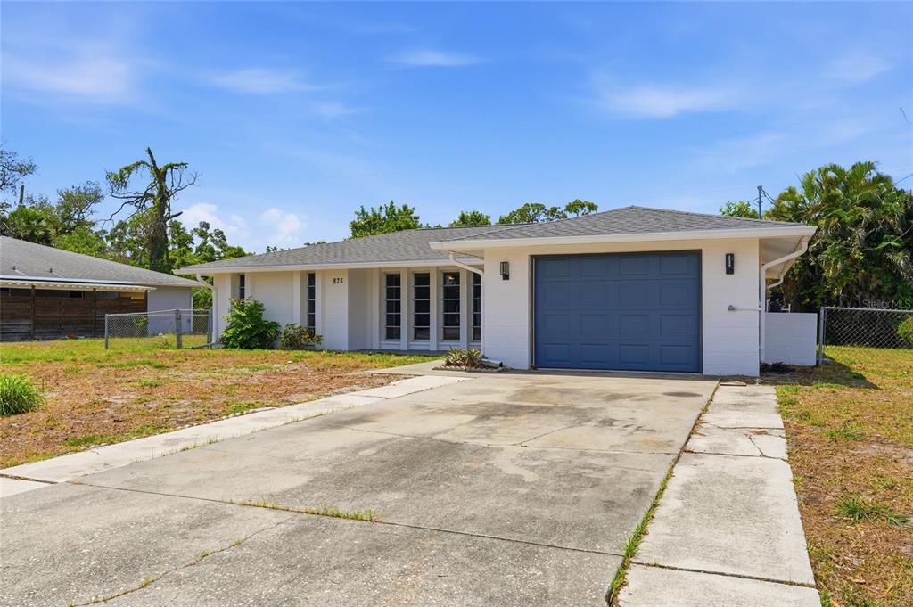 875 Ponderosa Road Venice, FL 34293 - Photo 2 of 51