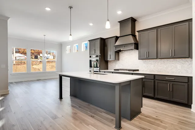 $674,500 | 7290 Fairlawn Drive, Fairview, TN 37062