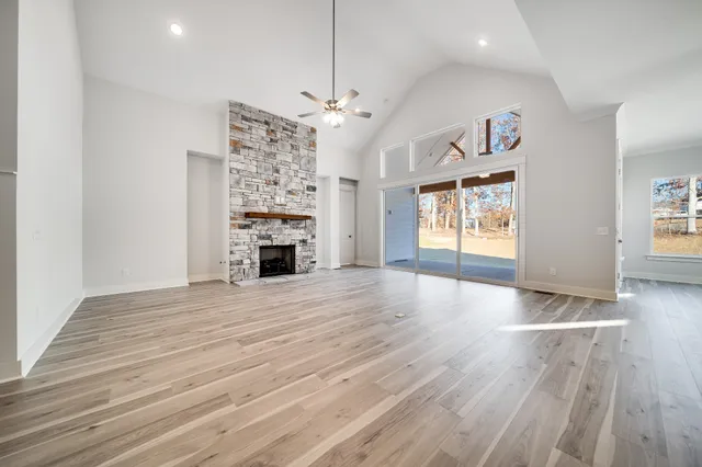 $674,500 | 7290 Fairlawn Drive, Fairview, TN 37062