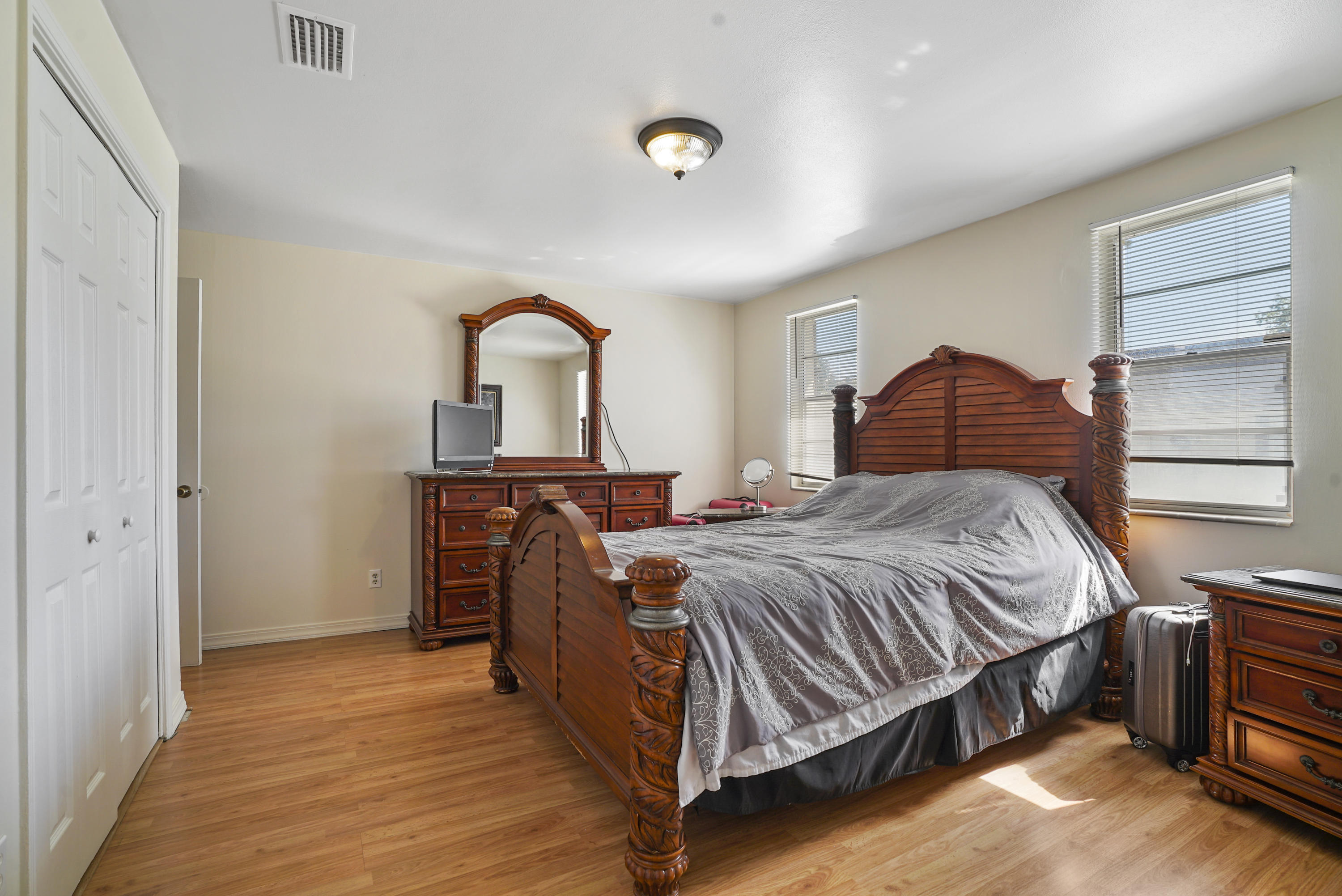 1735 El Camino Road, Unit 6 Jacksonville, FL 32216 - Photo 15 of 27 DSC03486