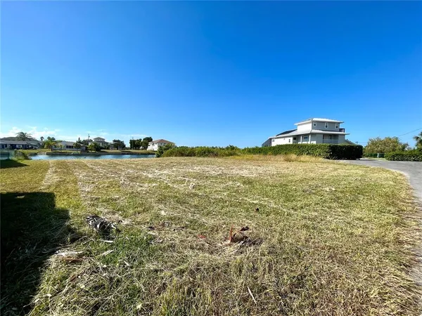 $135,900 | 0 Poinsettia Drive, Hernando Beach, FL 34607