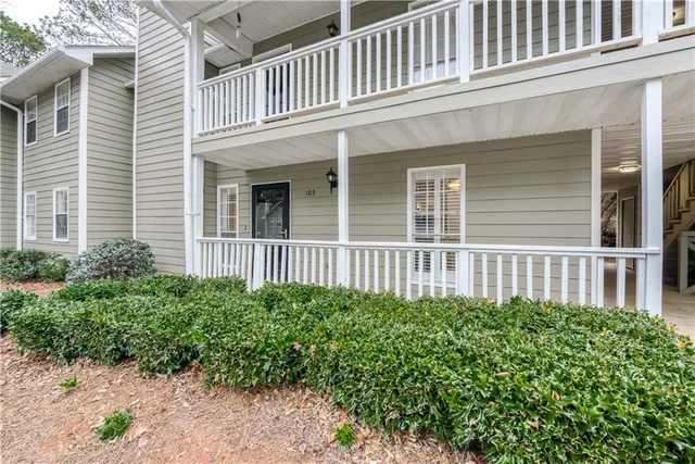 $2,500 | 103 Sterling Court, Alpharetta, GA 30004