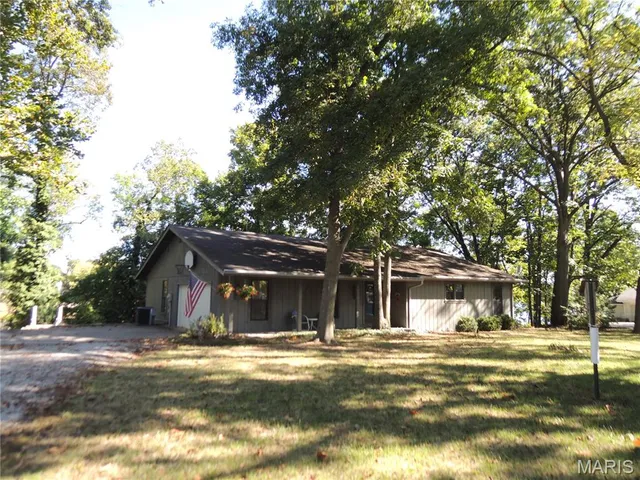 $568,900 | 16 Denzel Drive, Greenville, IL 62246