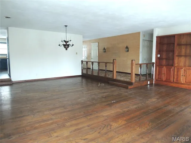 $568,900 | 16 Denzel Drive, Greenville, IL 62246