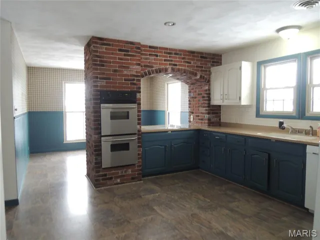 $568,900 | 16 Denzel Drive, Greenville, IL 62246