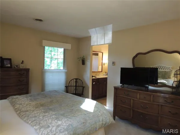 $568,900 | 16 Denzel Drive, Greenville, IL 62246