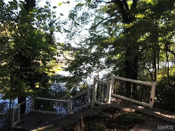 $568,900 | 16 Denzel Drive, Greenville, IL 62246