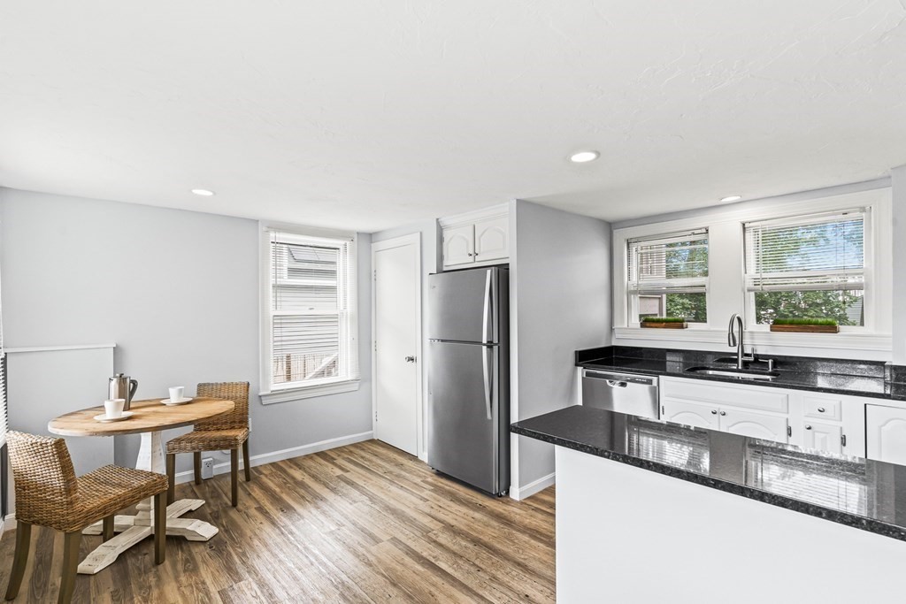 9 Lawrence Street, Unit 1 Woburn, MA 01801 - Photo 15 of 32