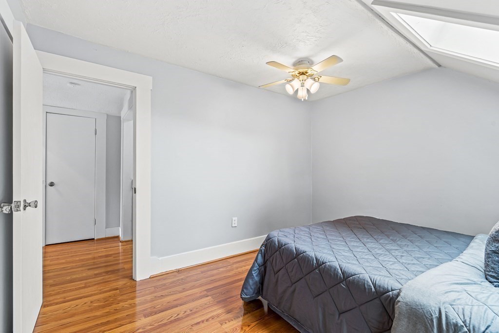 9 Lawrence Street, Unit 1 Woburn, MA 01801 - Photo 24 of 32