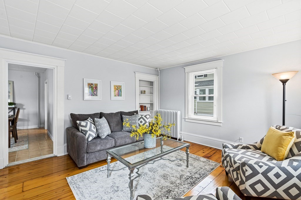 9 Lawrence Street, Unit 1 Woburn, MA 01801 - Photo 5 of 32