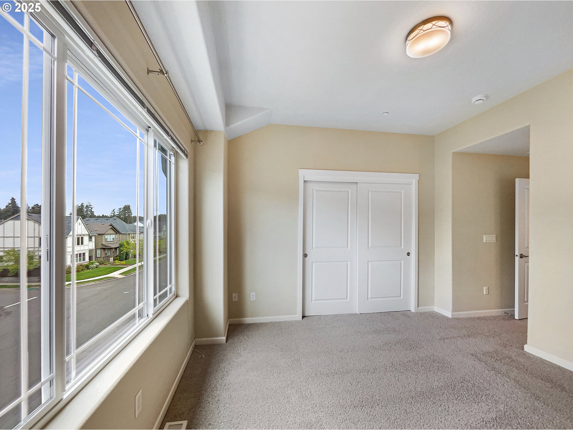 17067 Southwest Jean Louise Road Sherwood, OR 97140 - Photo 6 of 19