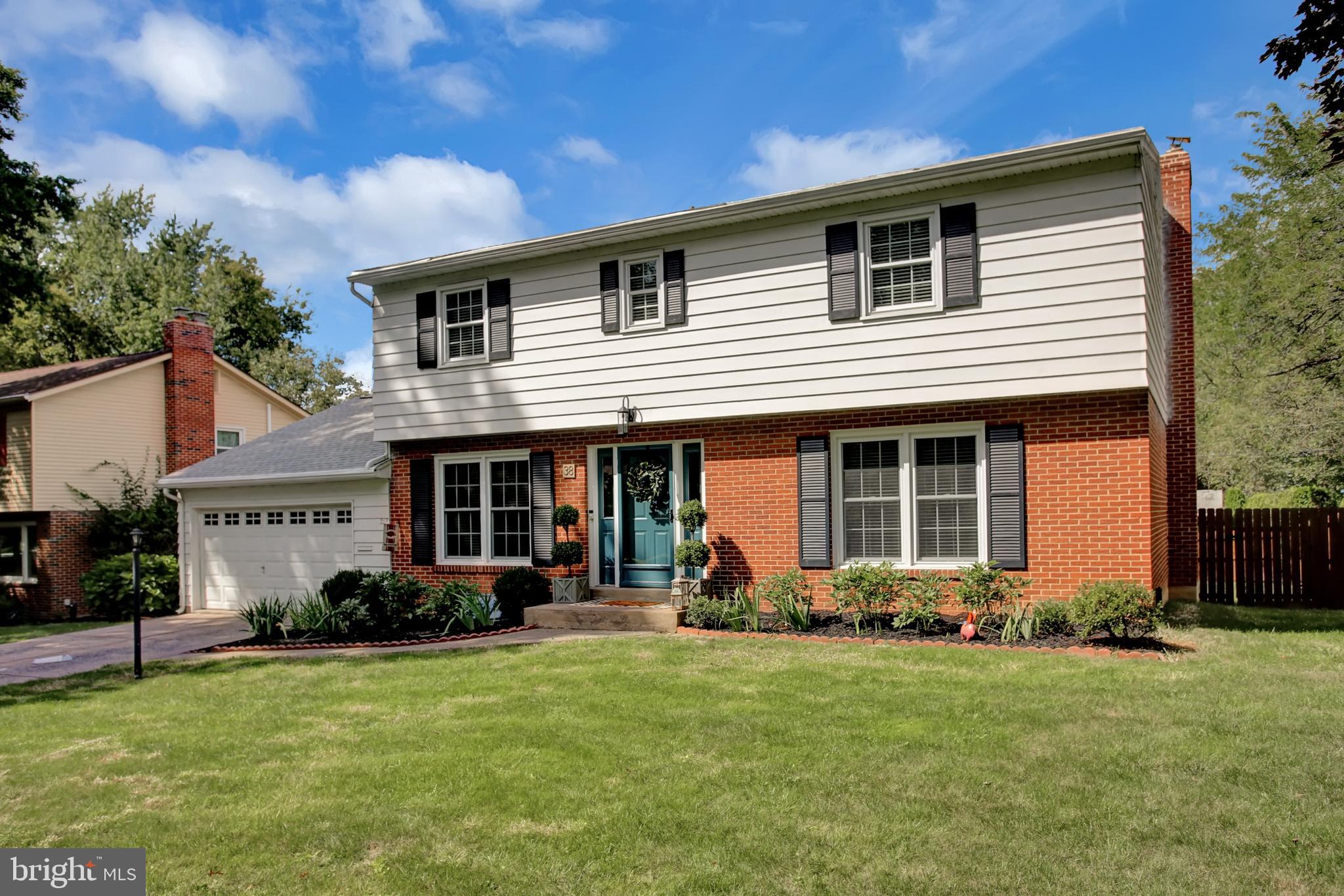 38 Gale Road Camp Hill, PA 17011 - Photo 1 of 33 Gallery Image 1