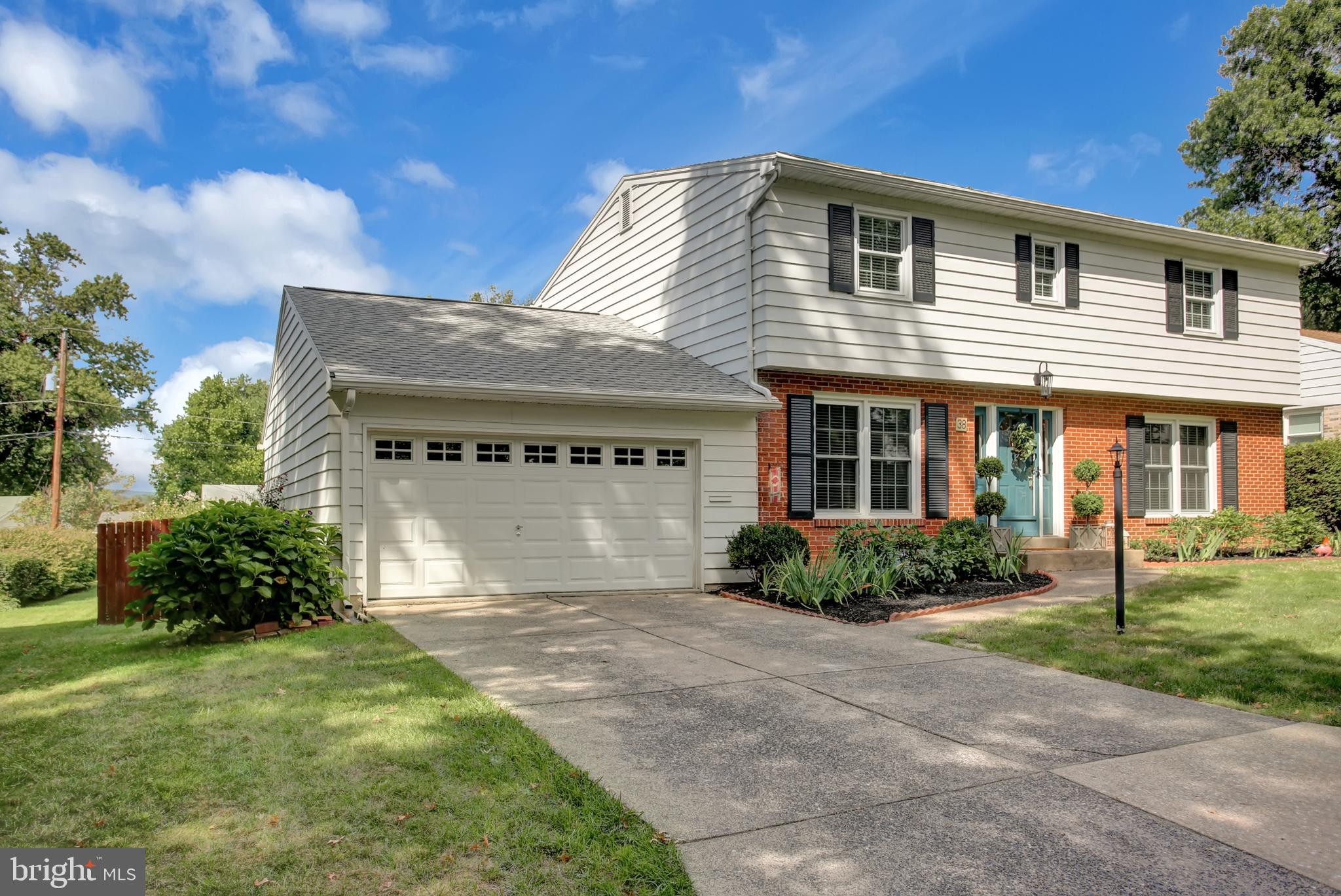 38 Gale Road Camp Hill, PA 17011 - Photo 2 of 33 Gallery Image 2