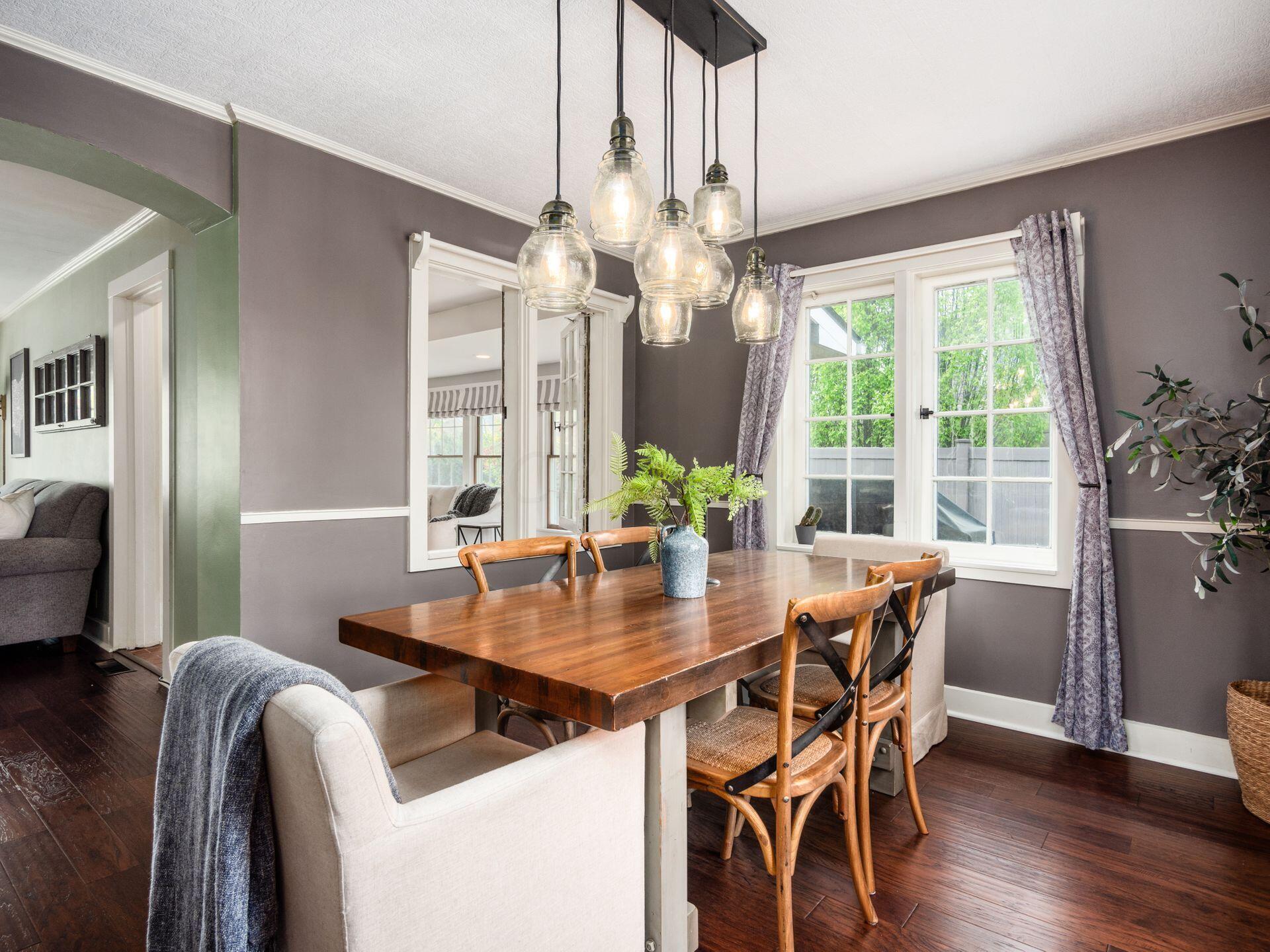 1891 North Devon Road Columbus, OH 43212 - Photo 15 of 42 Dining Room