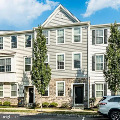 $470,000 | 12 Manchester Drive, Hatboro, PA 19040