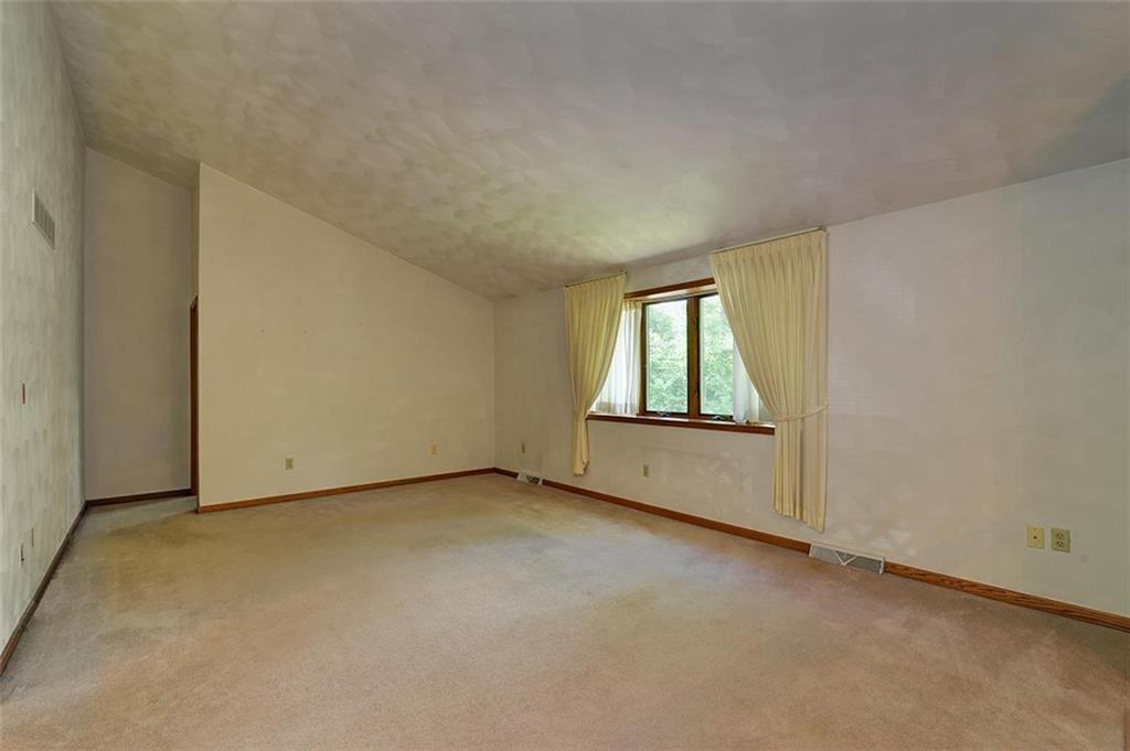 110 North Star Road Imperial, PA 15126 - Photo 5 of 25 Gallery Image 5