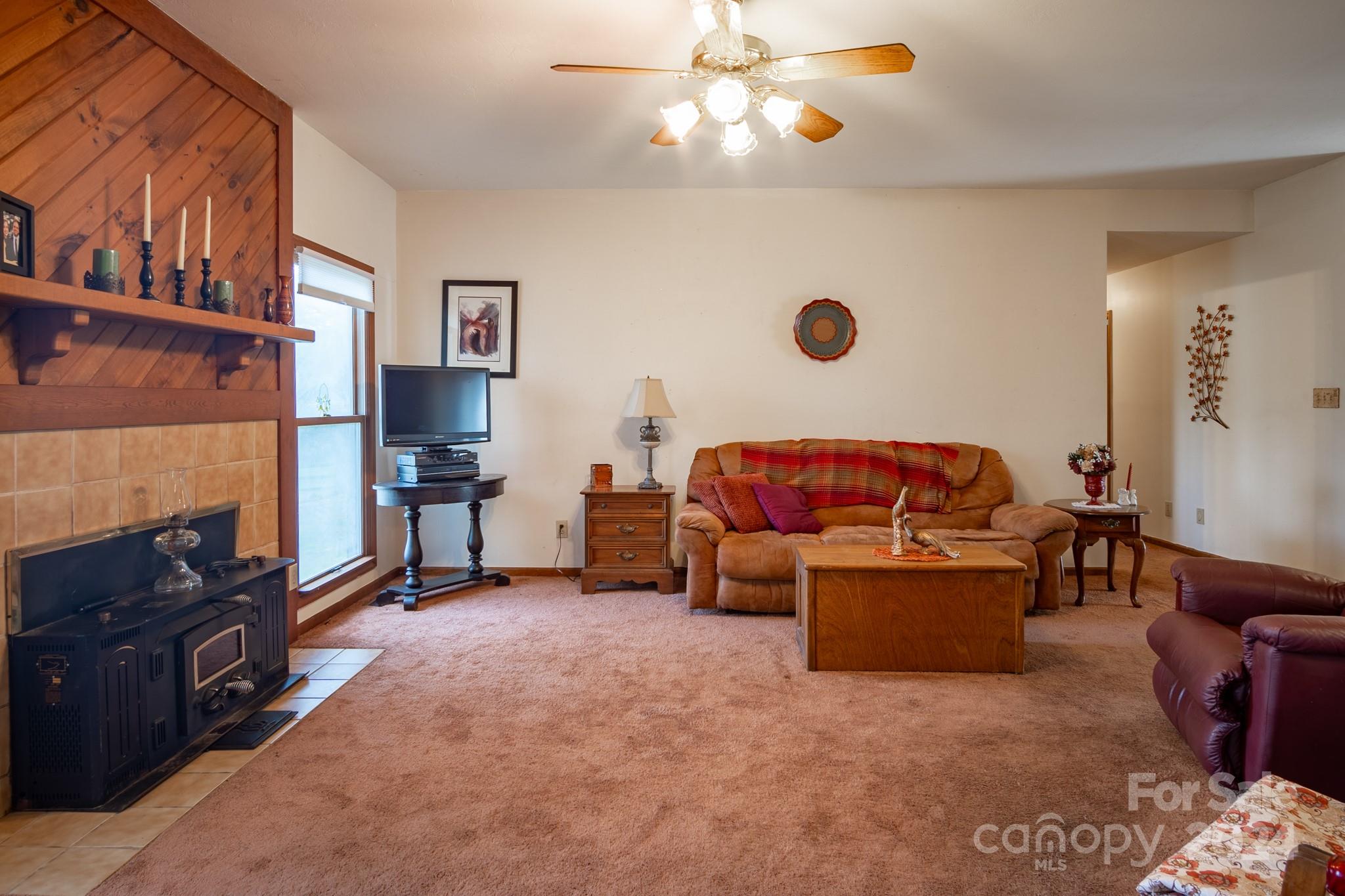 2043 Cardinal Loop Stanley, NC 28164 - Photo 13 of 26 Gallery Image 13