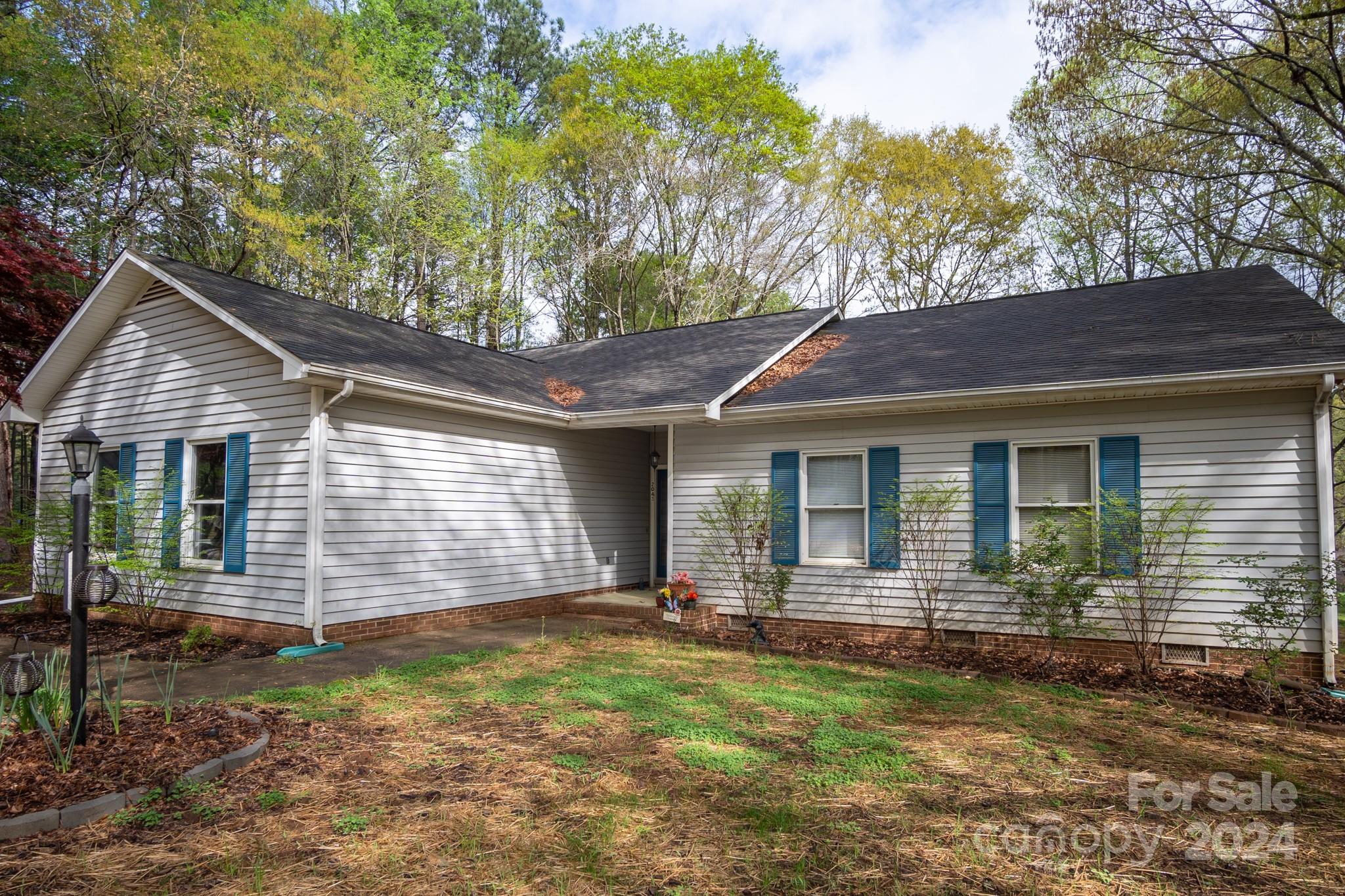 2043 Cardinal Loop Stanley, NC 28164 - Photo 3 of 26 Gallery Image 3