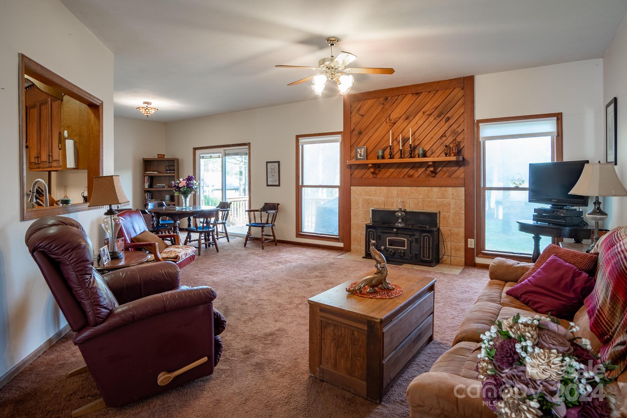 2043 Cardinal Loop Stanley, NC 28164 - Photo 10 of 26 Gallery Image 10