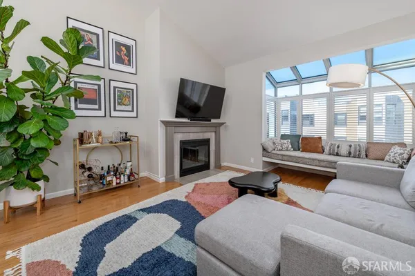 $7,000 | 2075 Sutter Street, Unit 525, San Francisco, CA 94115