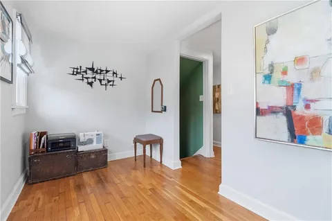 $375,000 | 7520 Oak Street, Kansas City, MO 64114