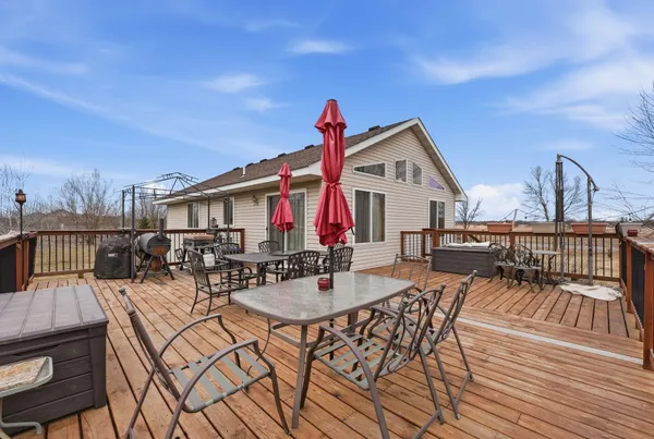 $399,900 | 11365 85th Street, Princeton, MN 55371