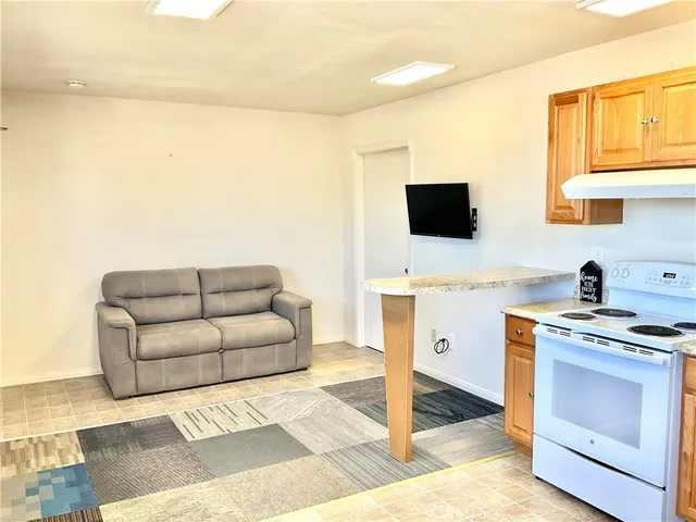 $675,000 | 76421 Amboy Road, Twentynine Palms, CA 92277