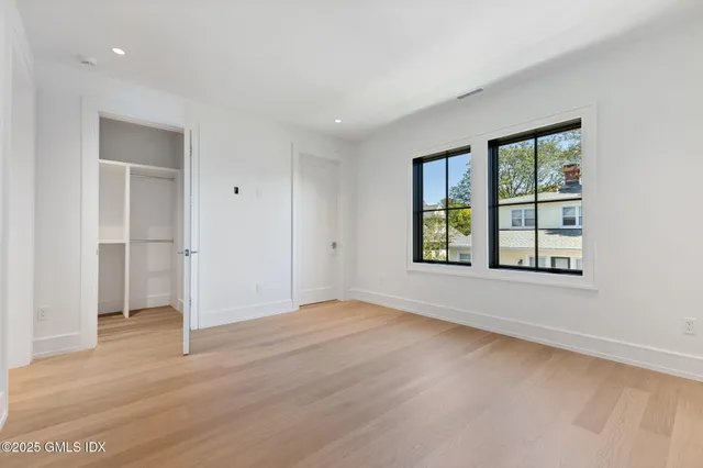 $7,699,000 | 48 Lexington Avenue, Greenwich, CT 06830