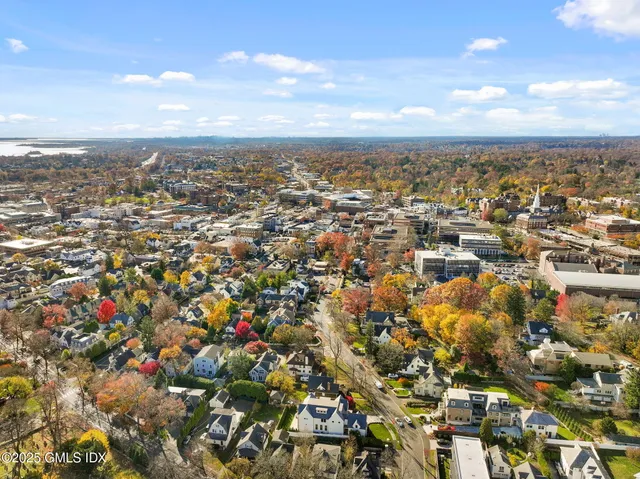 $7,699,000 | 48 Lexington Avenue, Greenwich, CT 06830