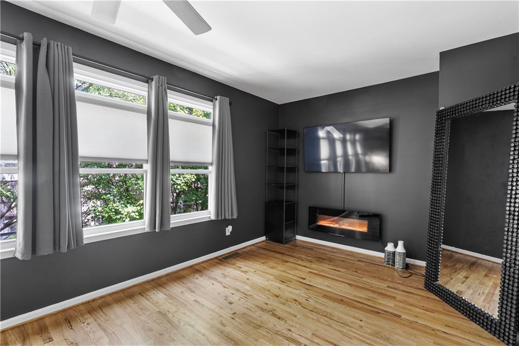 229 Peters Street Southwest, Unit 4 Atlanta, GA 30313 - Photo 11 of 21 Gallery Image 11