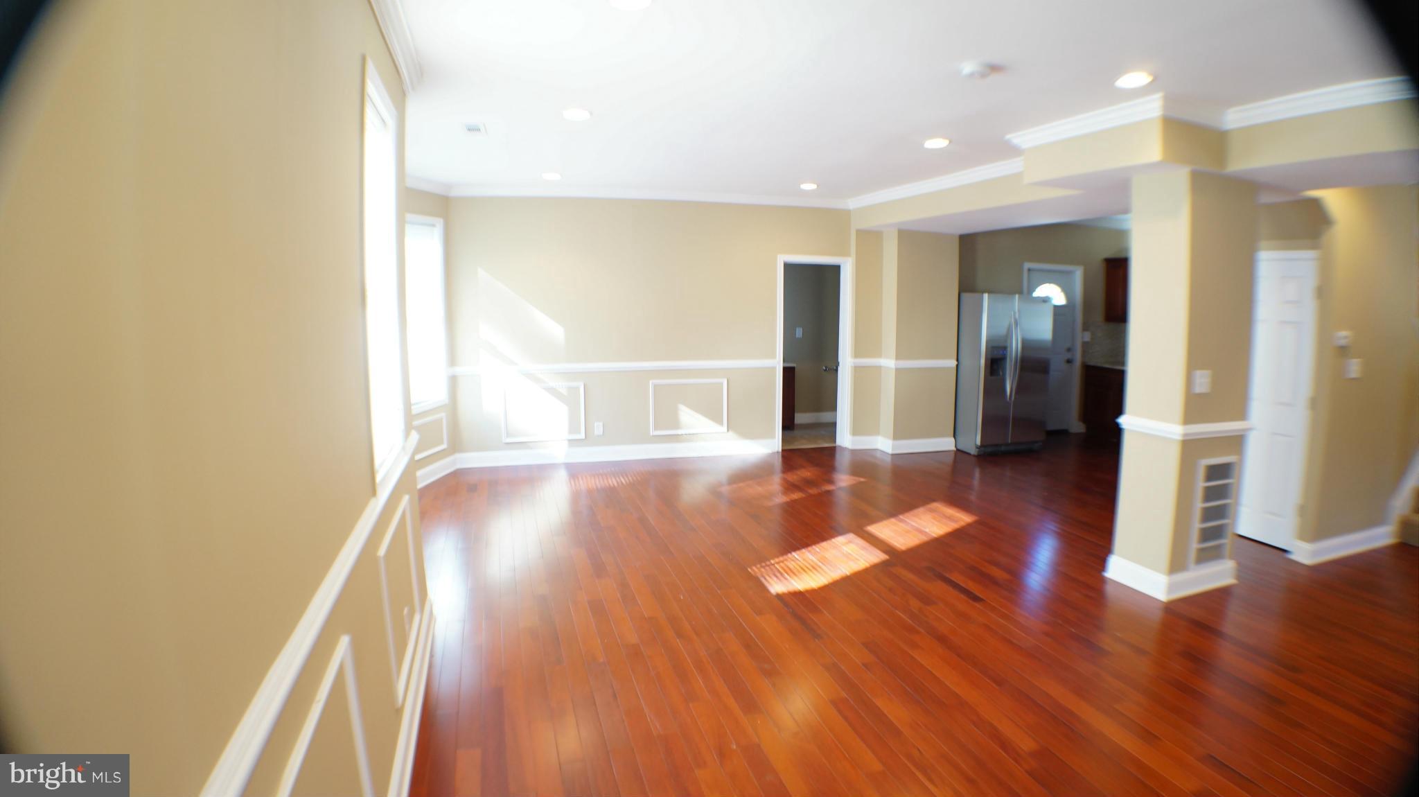1902 Cedric Road Baltimore, MD 21216 - Photo 6 of 27 Living Room