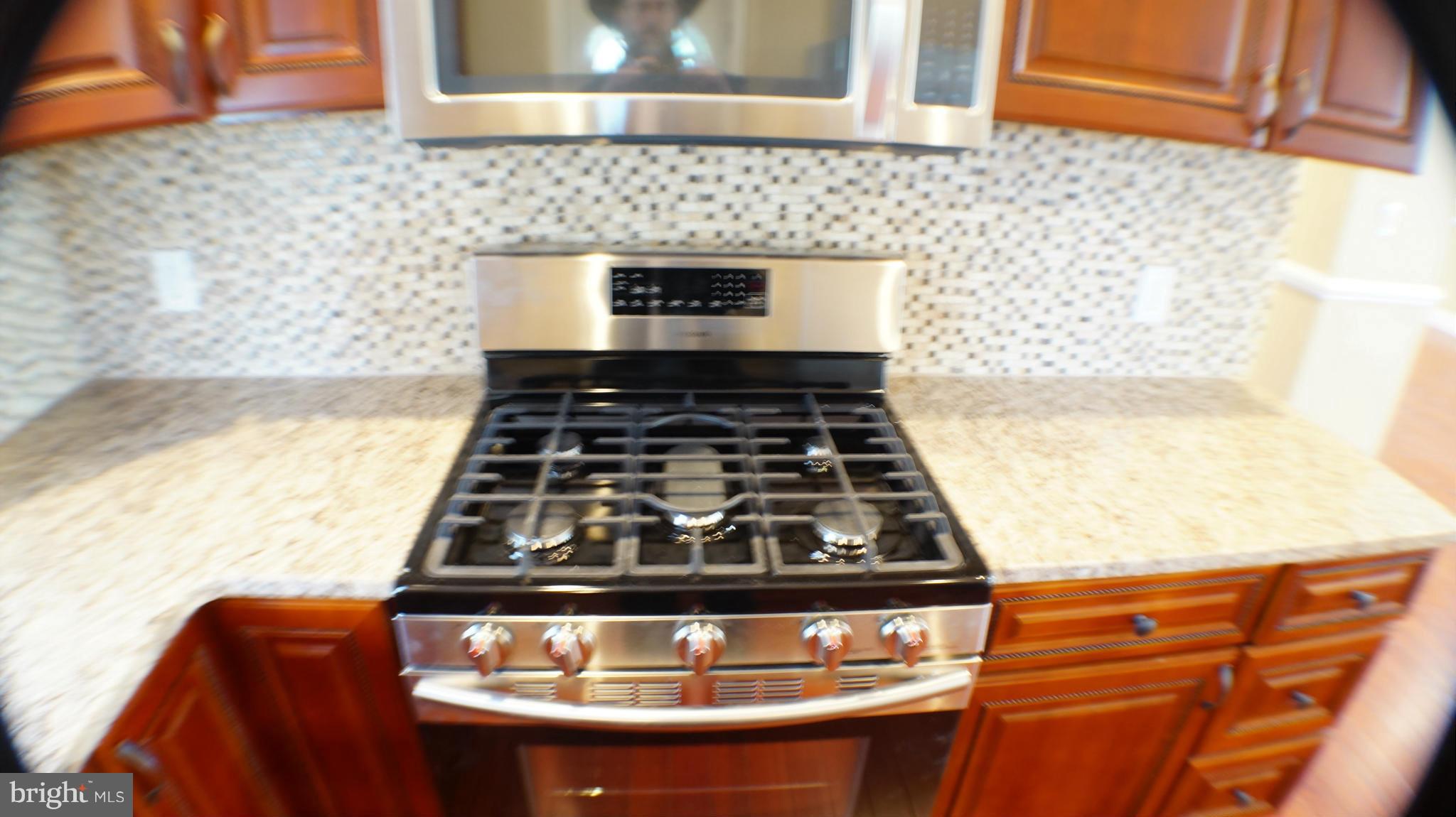 1902 Cedric Road Baltimore, MD 21216 - Photo 9 of 27 Kitchen