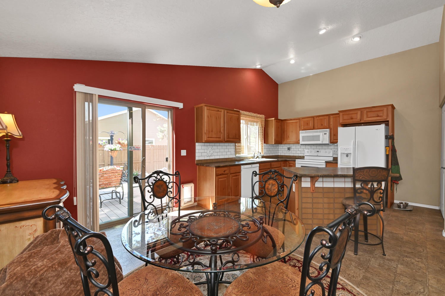 16439 Riley Drive La Pine, OR 97739 - Photo 10 of 42 19
