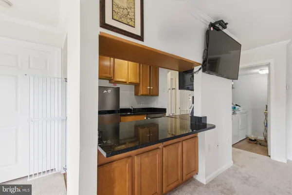 $309,950 | 118 Westwick Court, Unit 1, Sterling, VA 20165