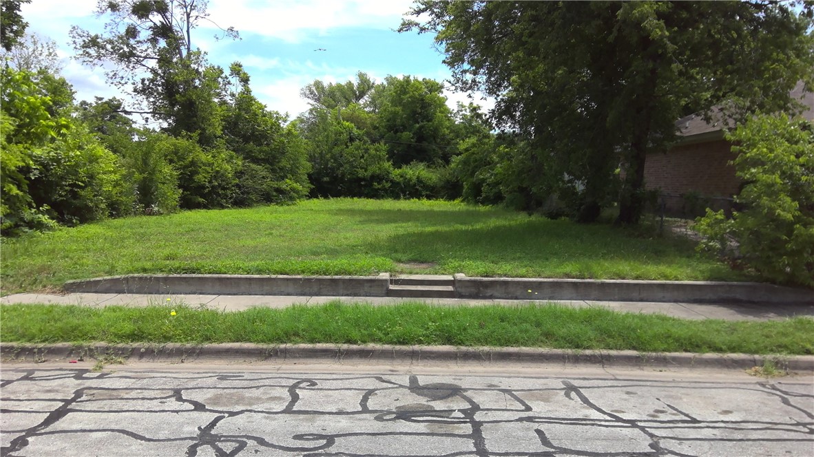 919 Linn Street Waco, TX 76704 - Photo 1 of 3