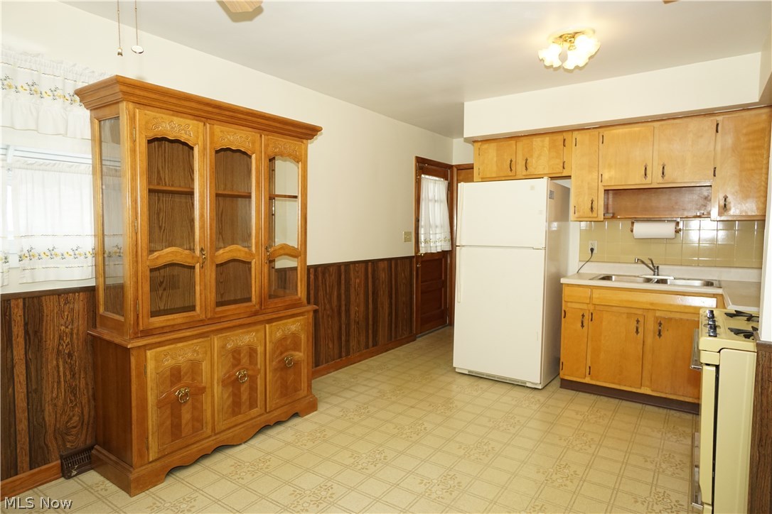 1799 Mathews Road Youngstown, OH 44514 - Photo 6 of 26 Gallery Image 6