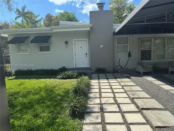 $3,700 | 6126 Southwest 61st Street, South Miami, FL 33143