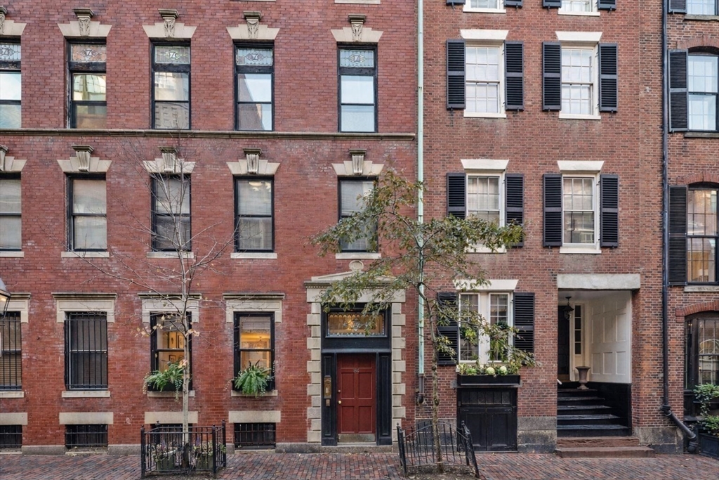 84 Myrtle Street, Unit 1 Boston, MA 02114 - Photo 2 of 14
