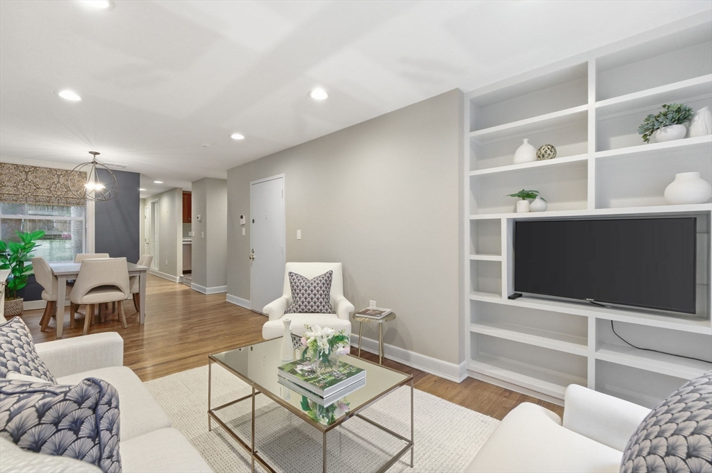 84 Myrtle Street, Unit 1 Boston, MA 02114 - Photo 4 of 14
