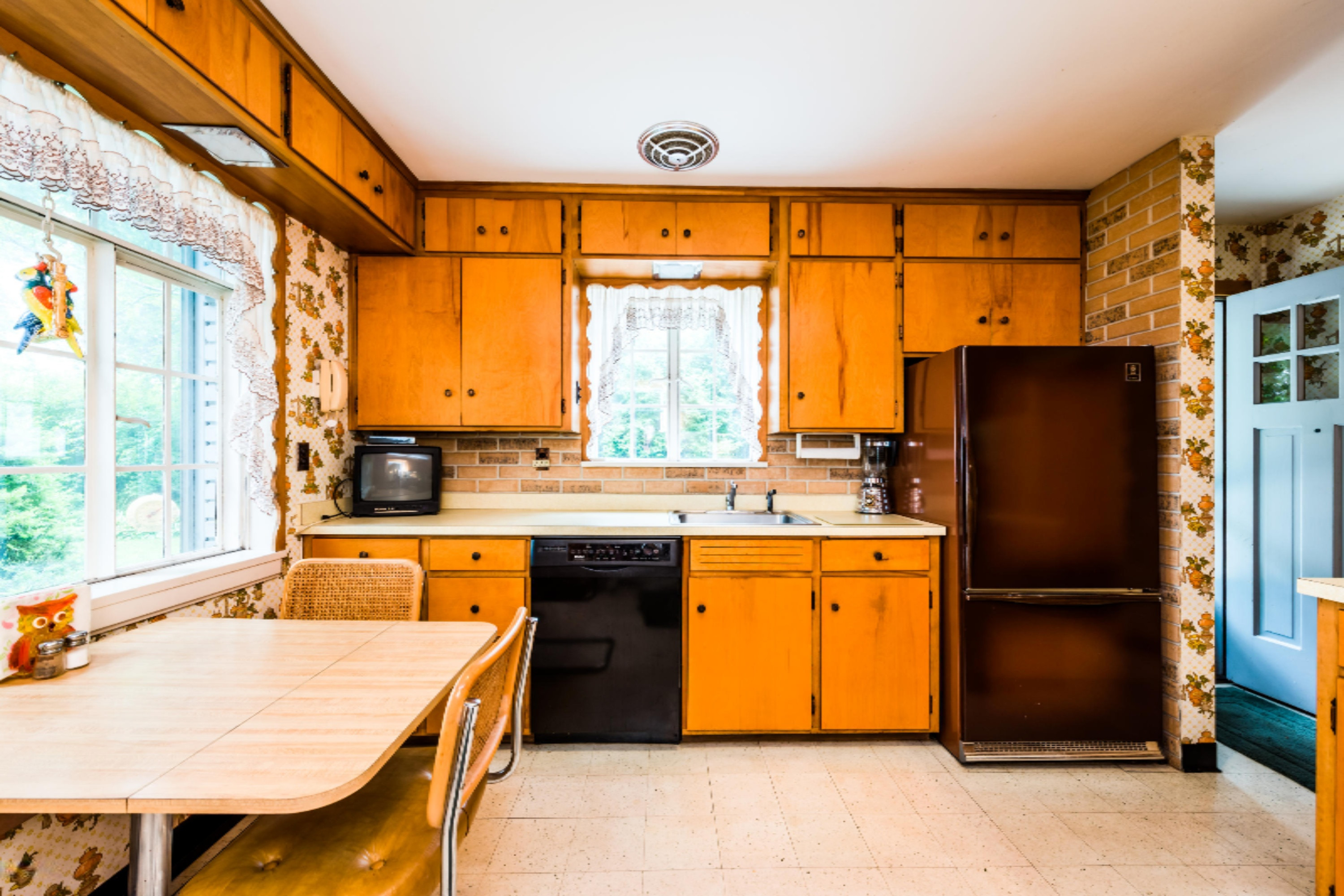 1738 West Benson Road Benton Harbor, MI 49022 - Photo 5 of 32 Benson-106