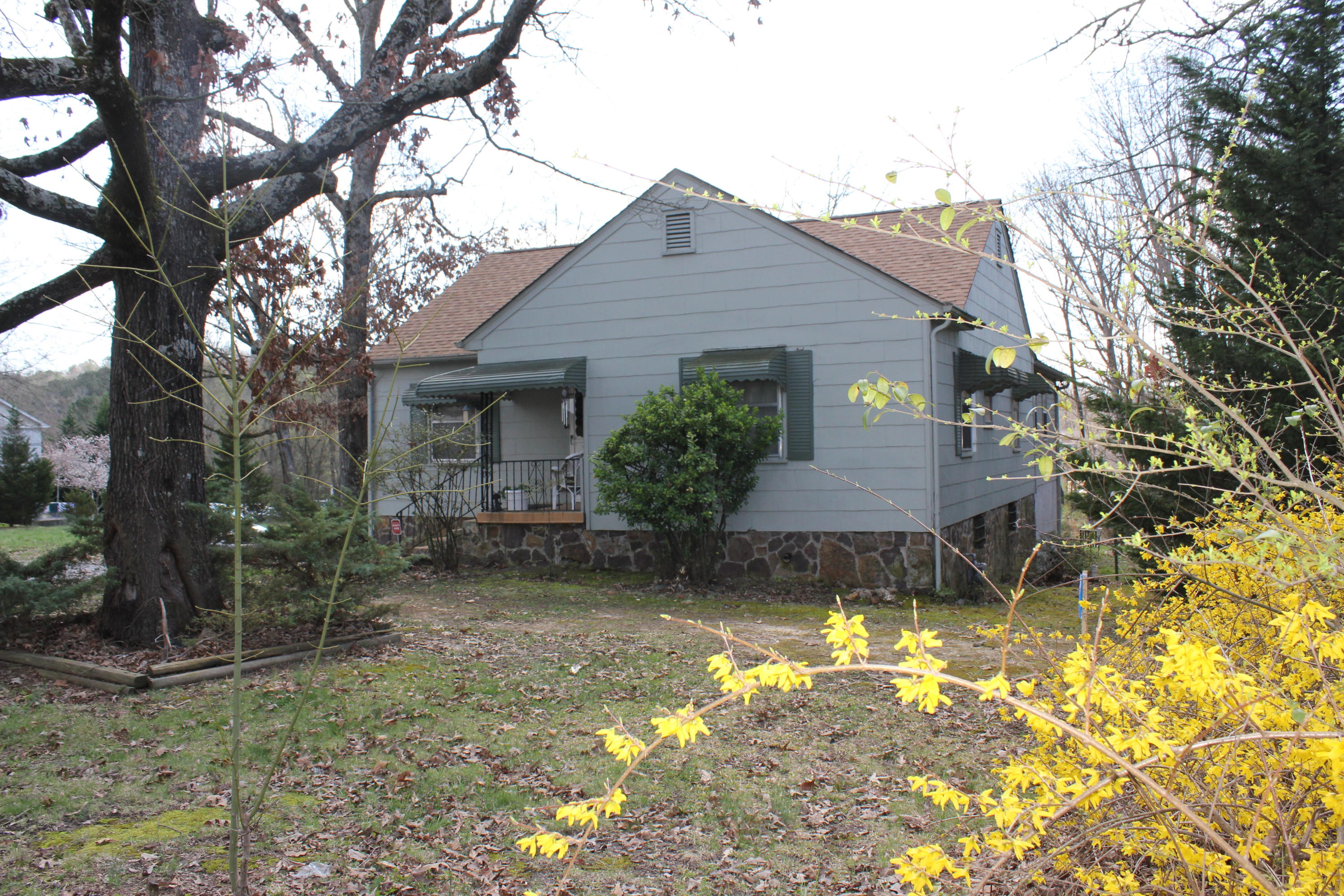 8468 East Brainerd Road Chattanooga, TN 37421 - Photo 22 of 31 8468EBrainerd (11).JPG