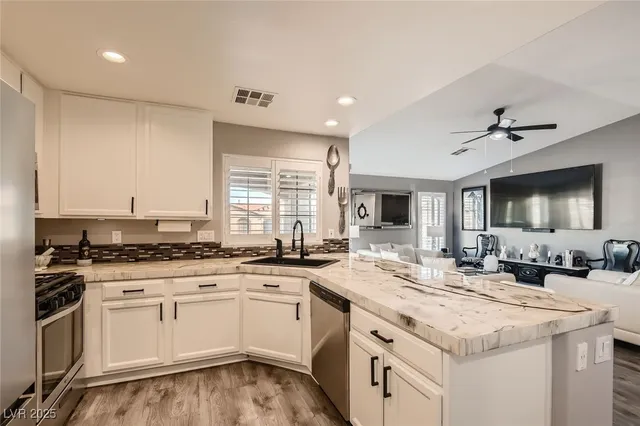 $295,000 | 7250 Diamond Canyon Lane, Unit 204, Las Vegas, NV 89149