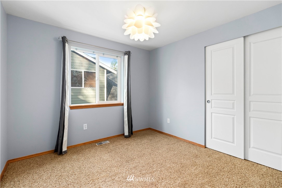 11657 Southeast 189th Place Renton, WA 98058 - Photo 13 of 24 Gallery Image 13