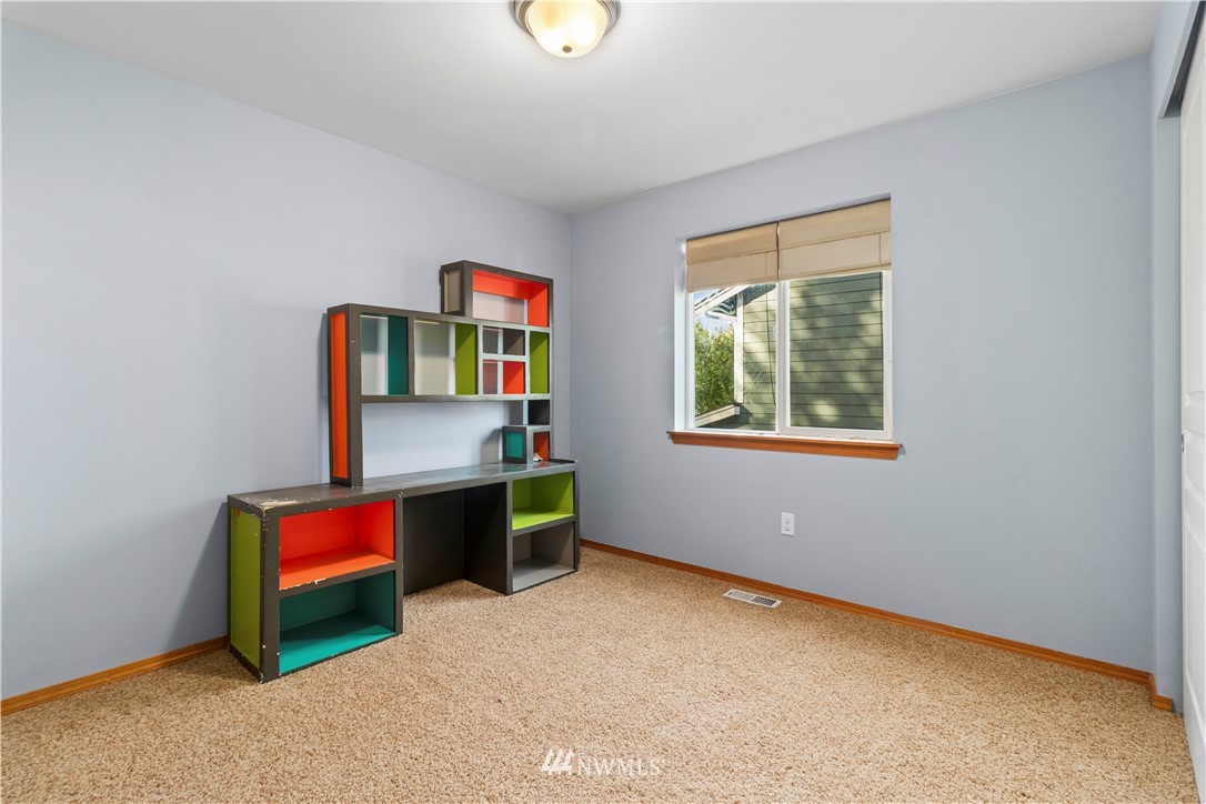 11657 Southeast 189th Place Renton, WA 98058 - Photo 14 of 24 Gallery Image 14