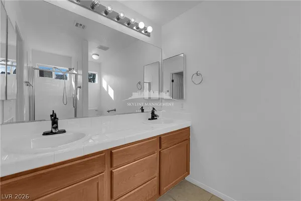 $1,350 | 520 Arrowhead Trail, Unit 422, Henderson, NV 89015