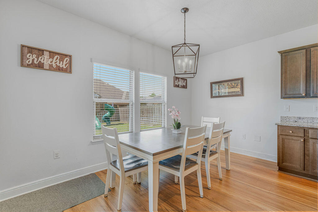 417 Chickadee Street Crestview, FL 32539 - Photo 13 of 46 Dining Area