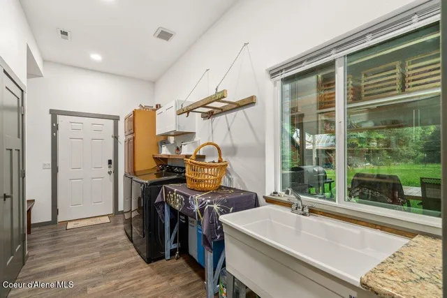 $625,000 | 140 Wright Road, Kingston, ID 83839