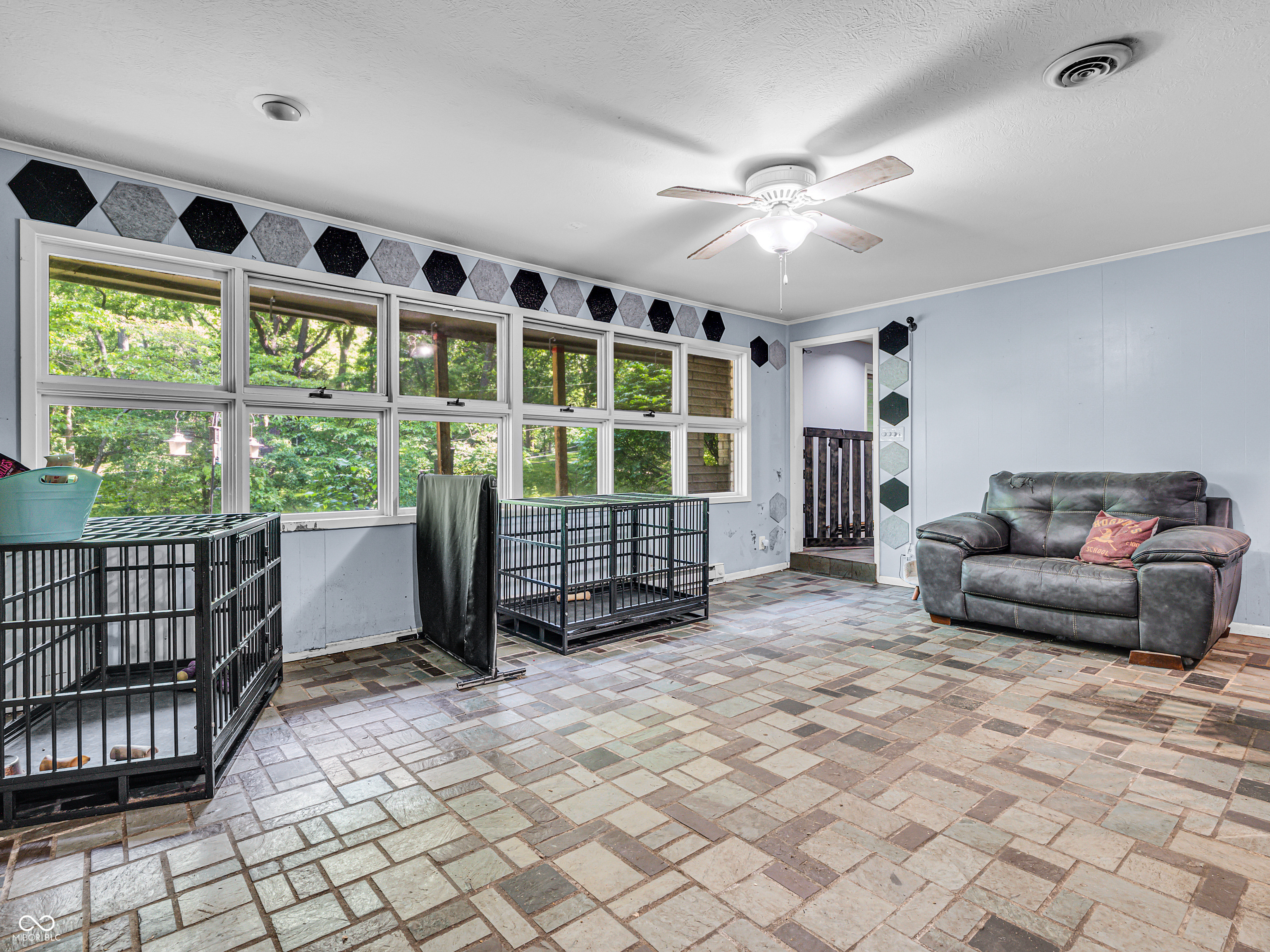 2205 West Stop 11 Road Indianapolis, IN 46217 - Photo 20 of 39 Gallery Image 20