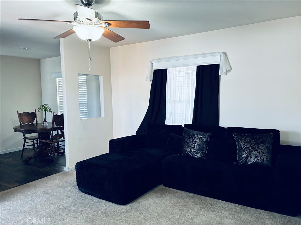 2 Rancho Grande Circle Atwater, CA 95301 - Photo 5 of 14 a living room with furniture